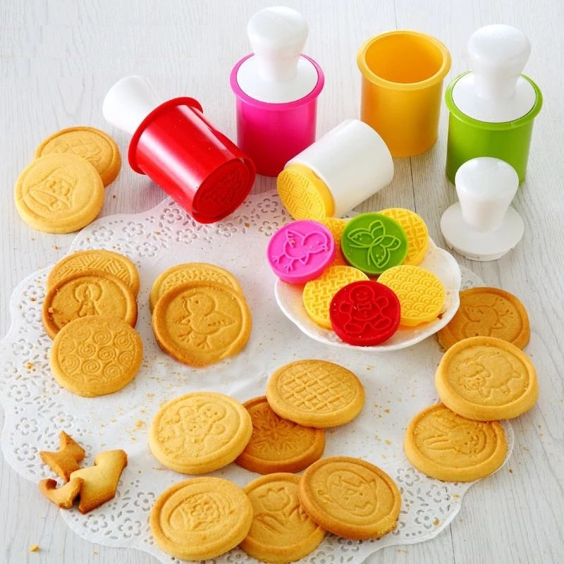 Non-Stick Cookie Stamp & Cutter (6 Patterns Set)